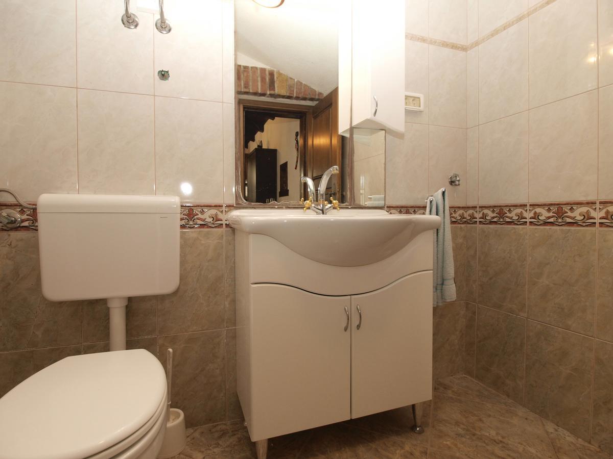 Apartments Mirjana 1655 Kanfanar Exterior foto